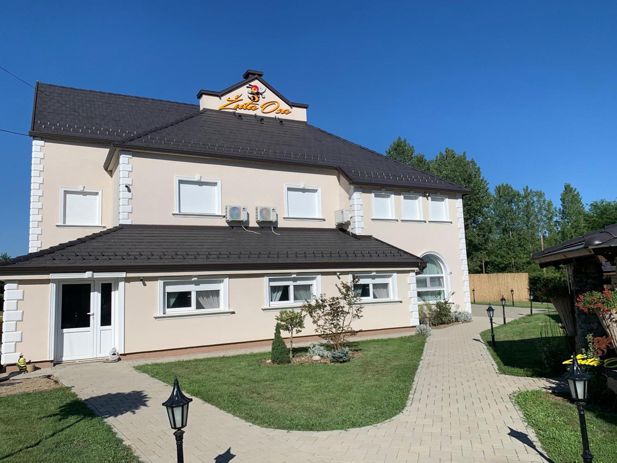 Zuta Osa Bela Crkva (Banat) Exterior foto
